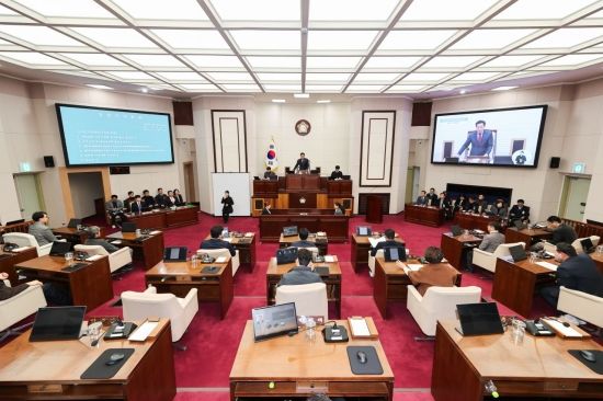 구미시의회, 조례안(의원발의 8건) 6건 등 33건 안건 상정