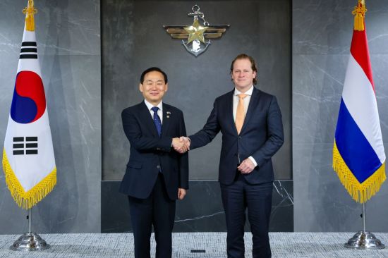 국방차관, 네덜란드 국방 획득·인사장관 면담