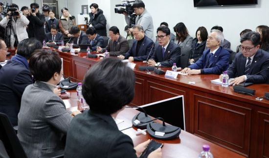 [포토] 김민석 총리, 지역 의원들과 광주·전남 행정통합 첫 논의