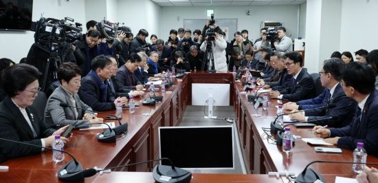 [포토] 광주·전남 통합 머리 맞댄 당정…金총리 “며칠 내 큰 방향 정리”