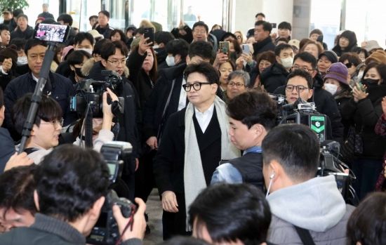 [포토] 기자회견 나서는 한동훈 전 대표