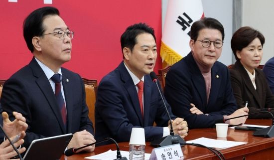 장동혁 "한동훈 제명안 최종결정 보류…재심 기회 부여"