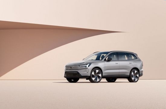 볼보코리아, 차세대 전기 플래그십 EX90·ES90 상·하반기 출시