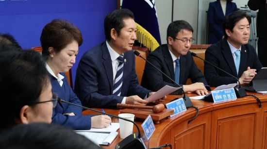 與, 내달 2일부터 1인1표제 중앙위원 투표…"당원 주권 실현"