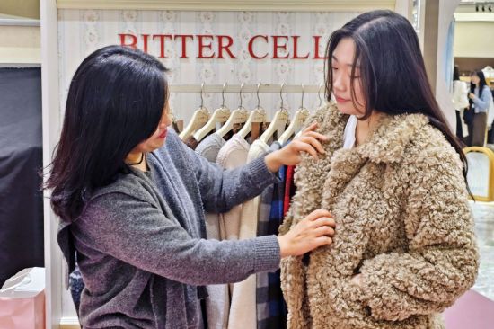 신세계 센텀시티, 여성복 디자이너 브랜드 ‘비터셀즈’ 선봬