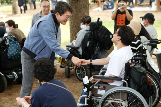 성동구, ‘장애인가정 출산지원금’ 신설…출생아 1인당 100만원