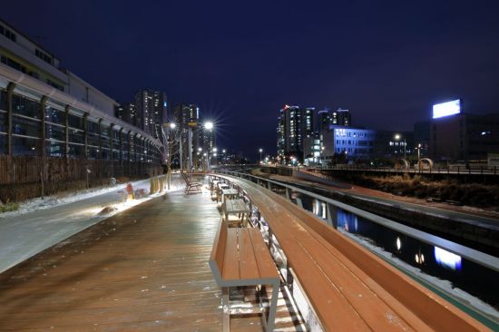 성북구, 우이천·정릉천변 생태정원 조성