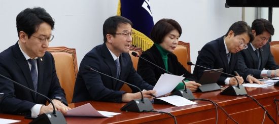 한병도 "野, 떳떳하다면 통일교-신천지 특검 수용하라"