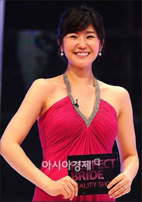 강수정 결혼 6년만에 득남 "산모와 아이 모두 건강"