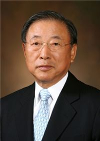 조석래 회장, 입원 보름만에 퇴원…"경영활동 어렵다"