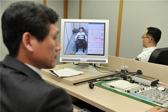 첨단장비 무장한 육군수사단