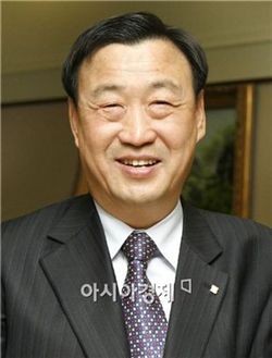 이희범 한국경영자총협회 회장