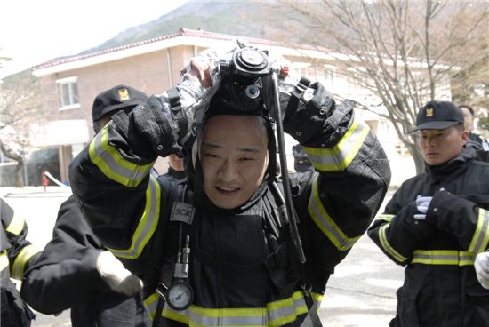 [화보] 천지함 소화·방수훈련