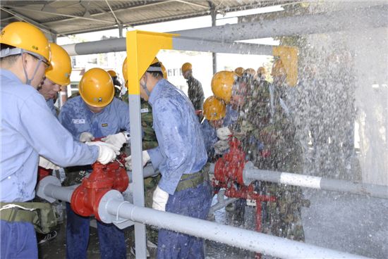 [화보] 천지함 소화·방수훈련