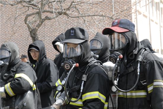 최강군함 이렇게 침몰 막는다