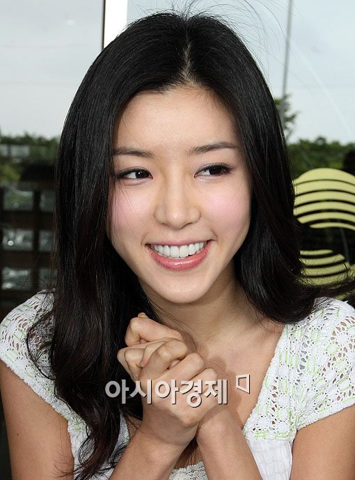 [포토]박한별 '저희 만남 응원해 주세요'