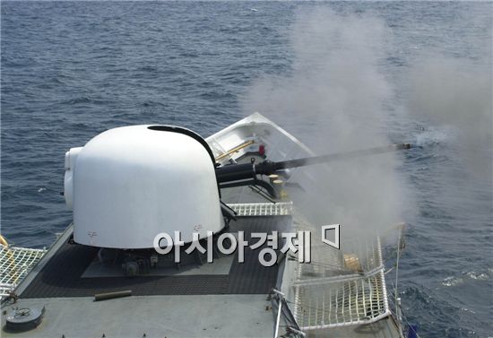 전투함 76mm함포 개발역사는