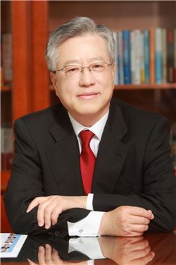 2주년 맞은 KT 이석채 호…스마트 혁명 주도, 값진 성과