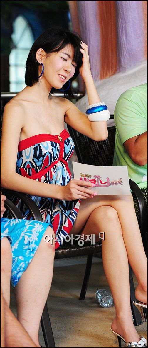 [포토]이파니 '오늘 방송, 잘 안 풀리네~'