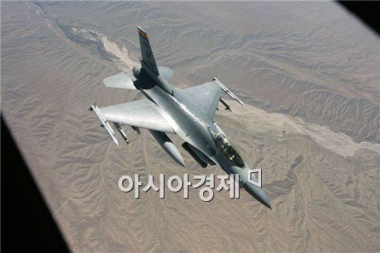 F-16 C 파이팅 팰컨