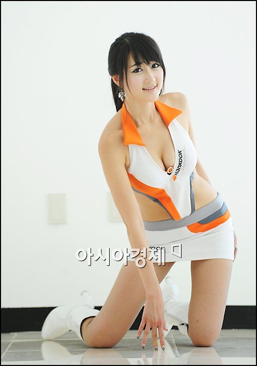 [포토]레이싱걸 한채이, 숨막히는 뒤태