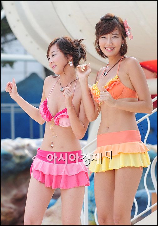 [포토]자매 레이싱걸의 섹시 댄스대결 