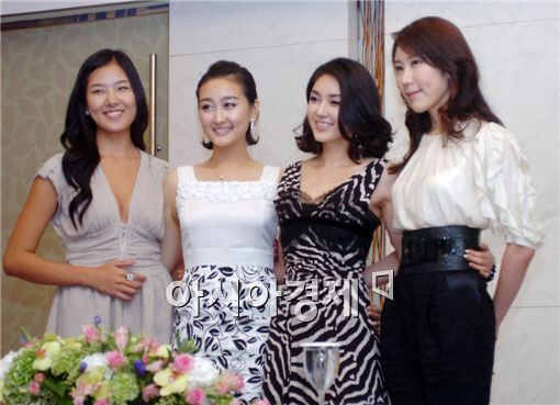 [포토]지덕체 삼박자 갖춘 '세계대학생평화봉사사절단'