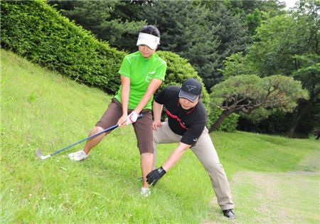 [이경심의 실전에서] 9. 그린 주변의 심한 내리막