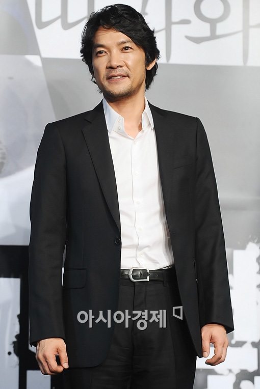 [포토]'이태원 살인사건' 정진영 '열혈검사예요'