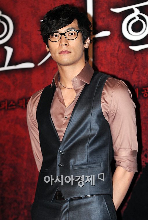 [포토]최다니엘 '요가학원 청일점이에요'