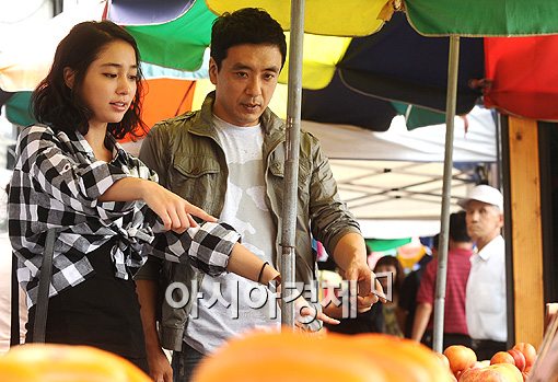 [포토스케치]김승우-이민정, 뮤비서 애절한 키스신