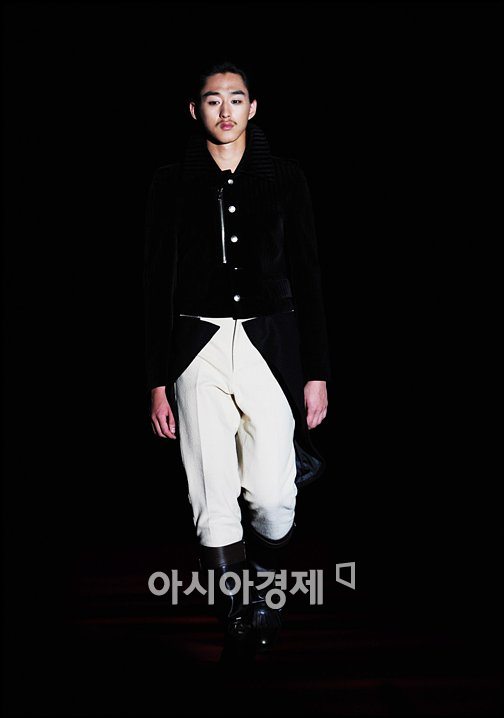 [포토]남성 모델들의 멋진 워킹