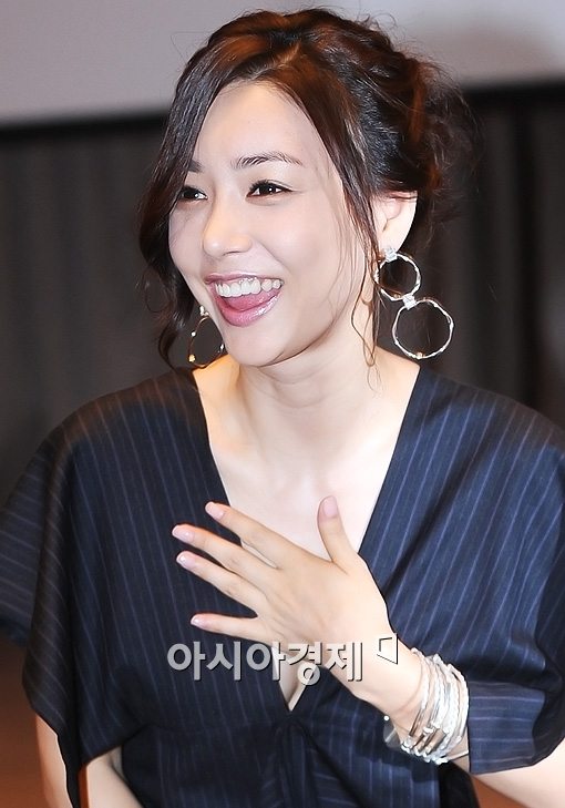 [포토]밝은미소 고은미 '안녕하세요~'