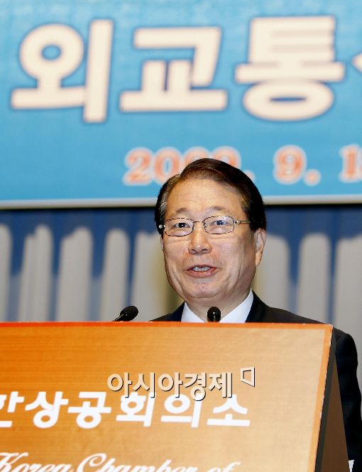 [포토]柳 외교 "북 핵무기 남북협력 저해 핵심요인"