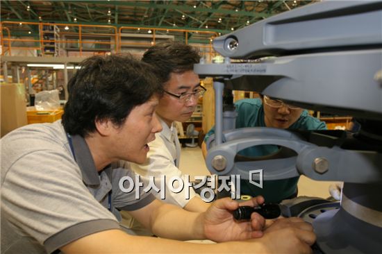 명장에게 길을 묻다-한국항공우주산업 문장수 책임연구원