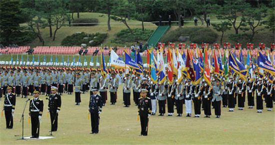 건군 61주년 한국군 첨단군으로 변신