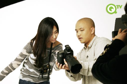 소녀시대, '포토그래퍼' 모델로 나서 '상큼발랄 눈길'