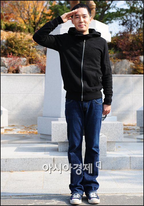 [포토]붐 '시청자들에게 경례!'