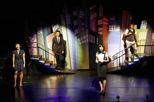 [무대속으로]'싱글남녀' 우리 이대로 괜찮을까요?