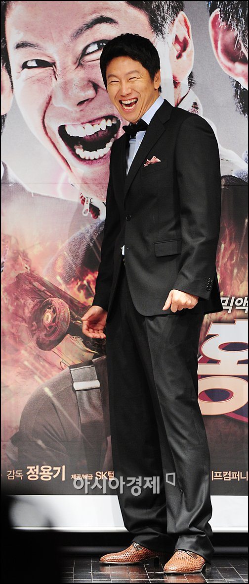 [포토]김수로 '포스터와 같은 표정으로'