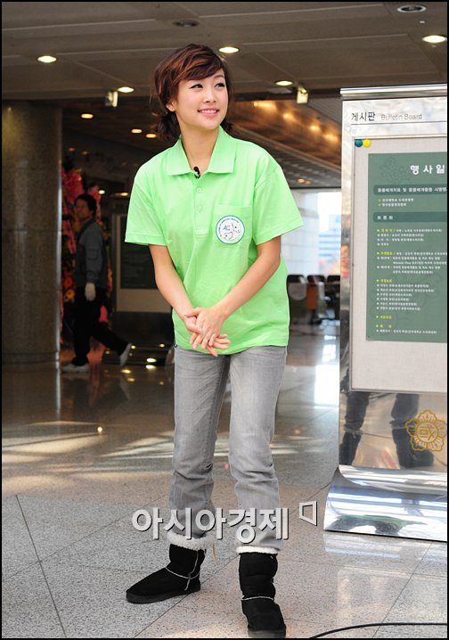 [포토]"건국대학교 학생, 니콜 입니다!"