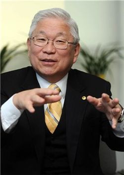 ▲여홍구 도시계획가협회 초대 회장