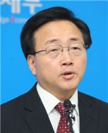 이동근 상의 부회장 "법인세인하 철회는 포퓰리즘" 비판