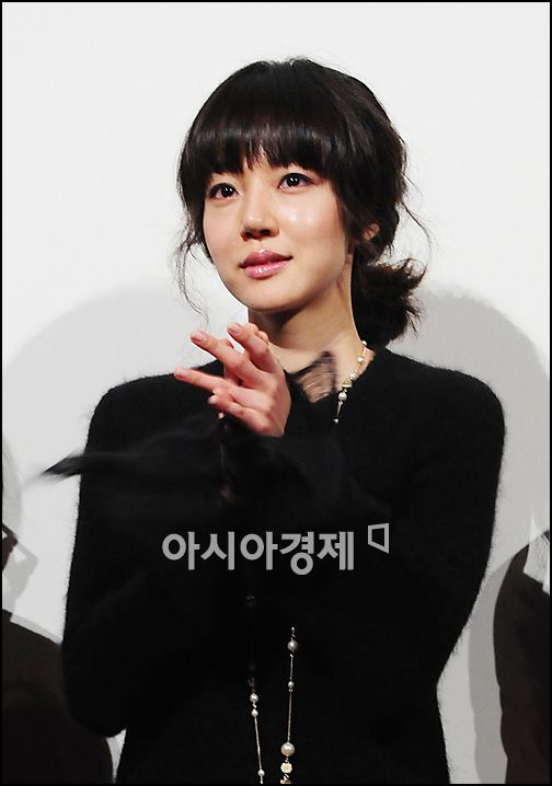 [포토]임수정 '비나이다, 우리 영화 대박'