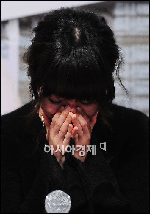 [포토]임수정 '김윤석과 키스신, 민망해'