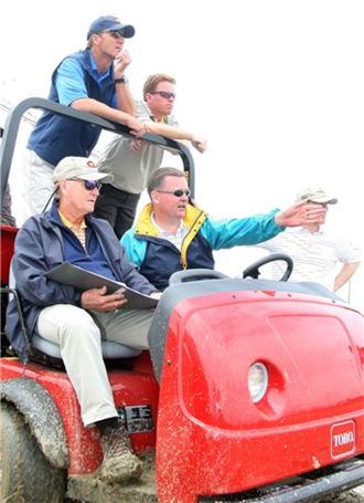 2010년 전국에 "30개 골프장 개장~"