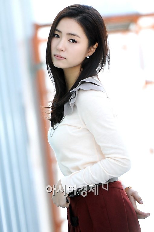 '지붕킥' 신세경VS '실제' 신세경 "전 우울하지 않아요" (인터뷰)