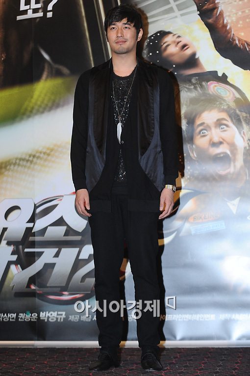 [포토]조한선 '지구도 뚫어버릴 강력한 발차기가 특기'