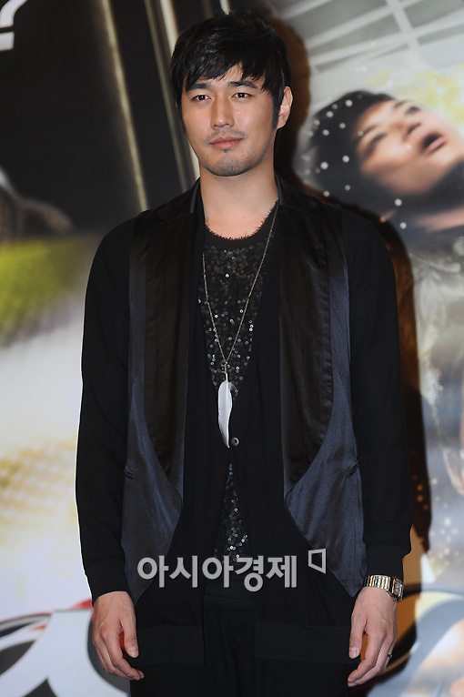 [포토]조한선 '지구도 뚫어버릴 강력한 발차기가 특기'