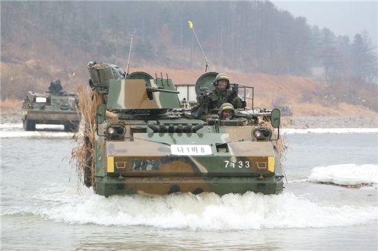 K200 보병전투차는 자체 전면과 측면에 12.7mm탄에 대한 방어력을 갖추고 있다.